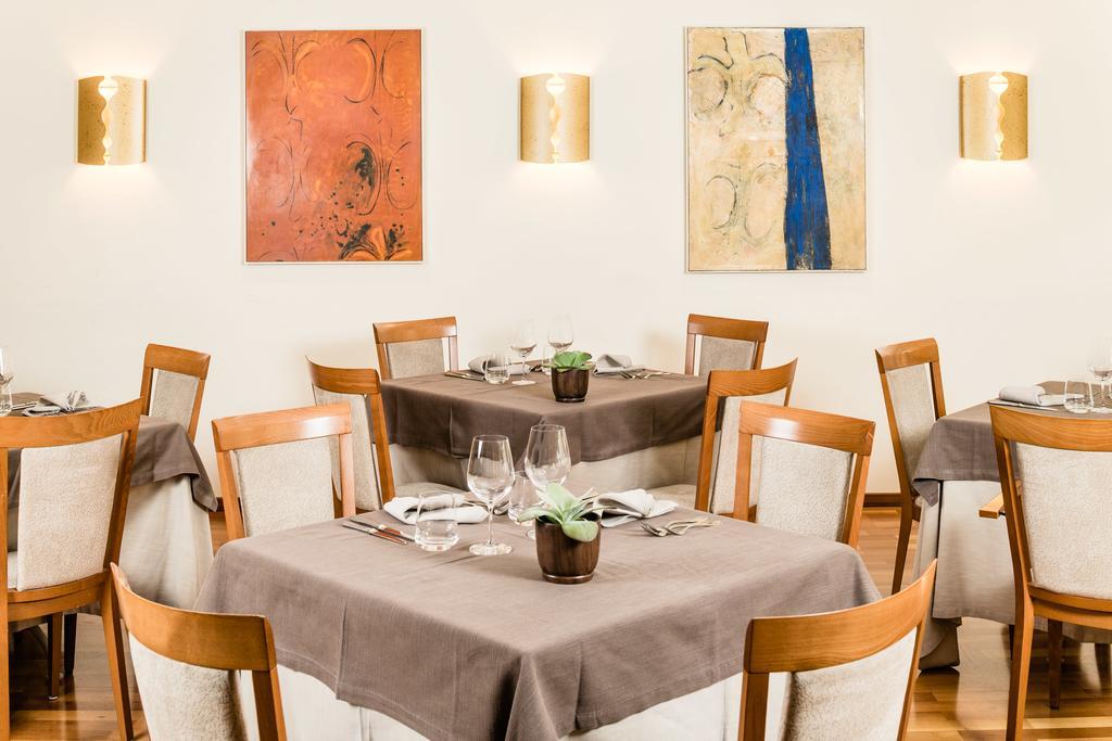 Hotel Restaurant Lilie Vipiteno Luaran gambar