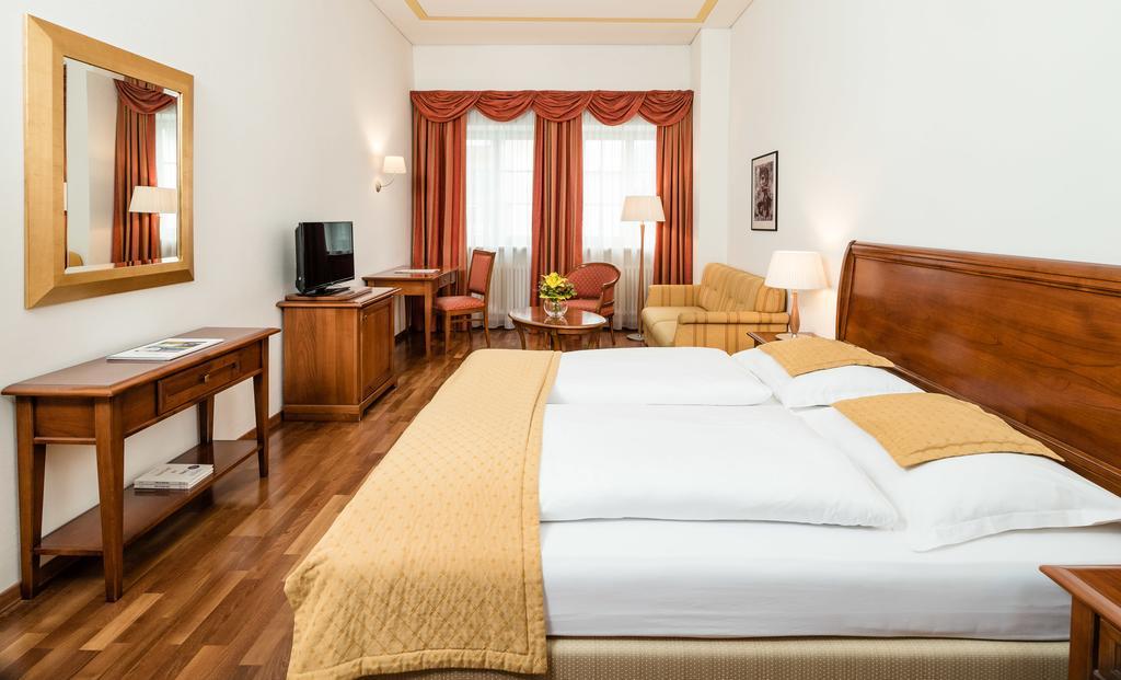 Hotel Restaurant Lilie Vipiteno Luaran gambar